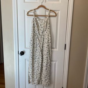 Women’s crop floral jumpsuit size medium from Old Navy